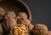 뇌건강, 일상에서 지키는 새로운 습관 brown garlic on brown bowl